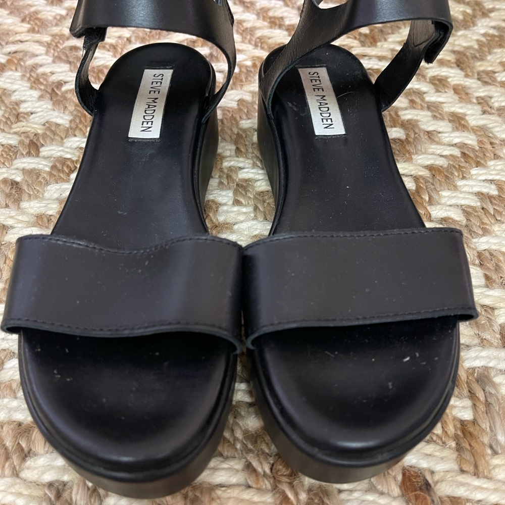 Steve Madden platform sandals